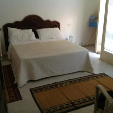 בית נופש Casa Porto Luna 68 *